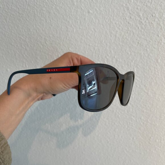 Prada Linea Rossa PS 01TS - Picture 3 of 6